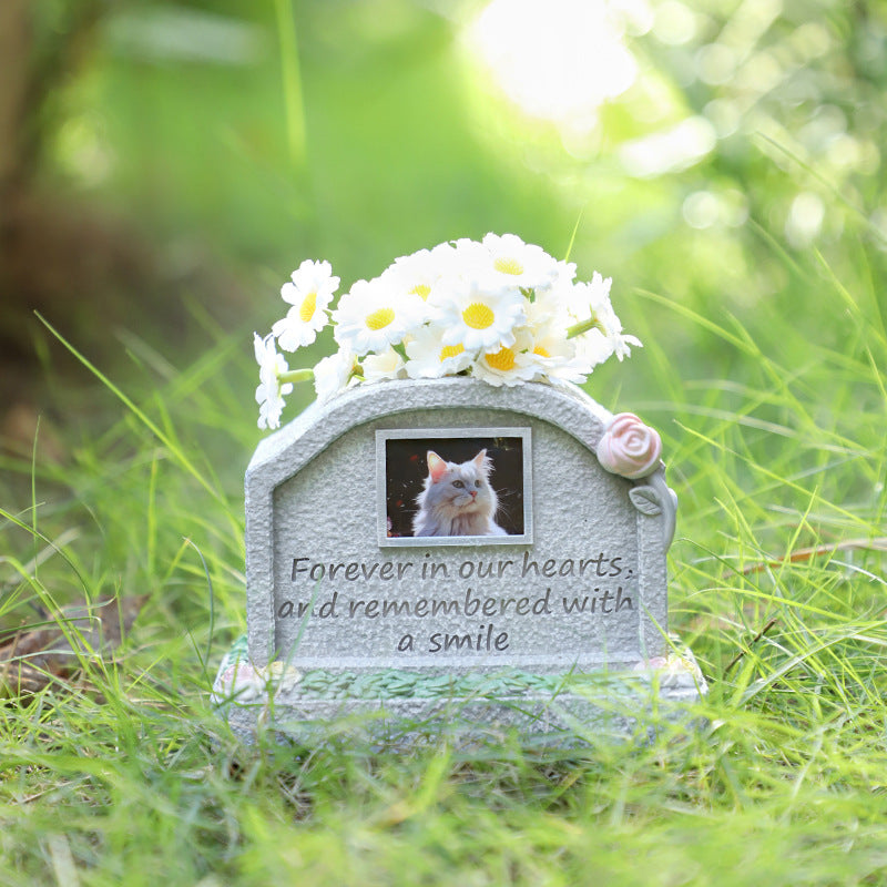 Pet memorial resin creative tombstone cat and dog sacrificial funeral supplies ornaments